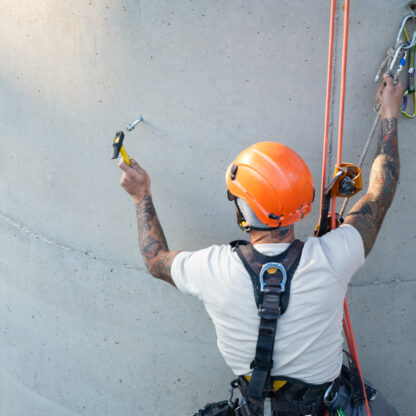 Pose d'ancrage sur support béton